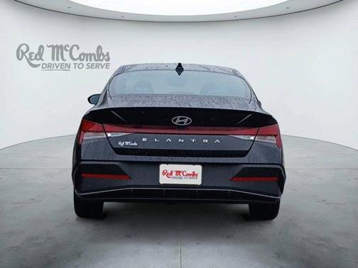 Black 2025 Hyundai ELANTRA SEL Sport