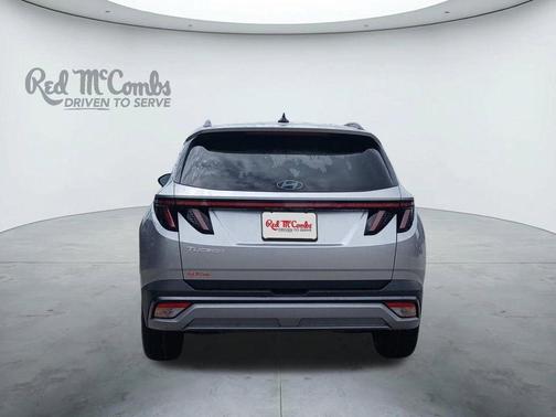 Shimmering Silver 2026 Hyundai TUCSON SEL Premium