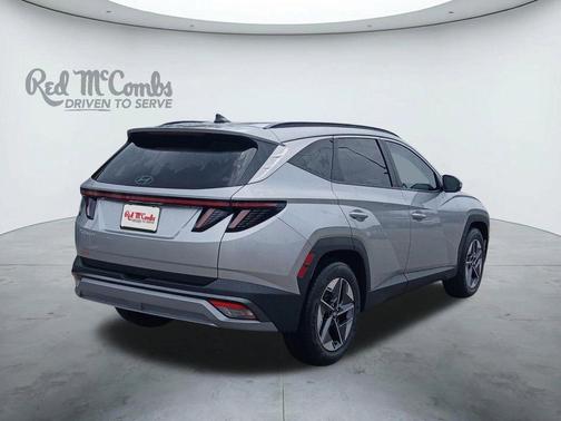 Shimmering Silver 2026 Hyundai TUCSON SEL Premium