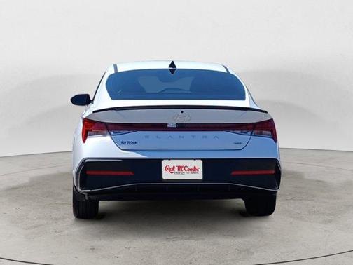 2025 Hyundai ELANTRA HEV SEL