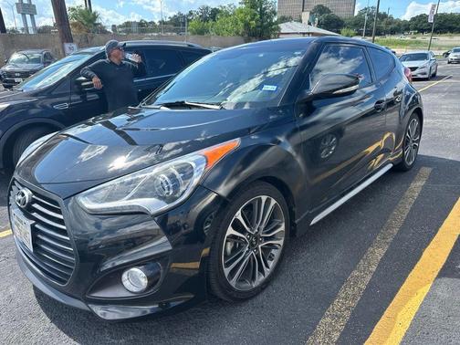Ultra Black 2016 Hyundai Veloster Turbo