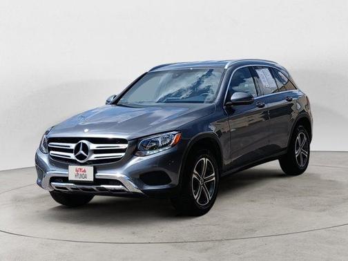 2017 Mercedes-Benz GLC 300 Base