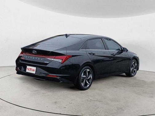 2023 Hyundai ELANTRA HEV Limited