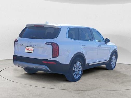 2022 Kia Telluride LX