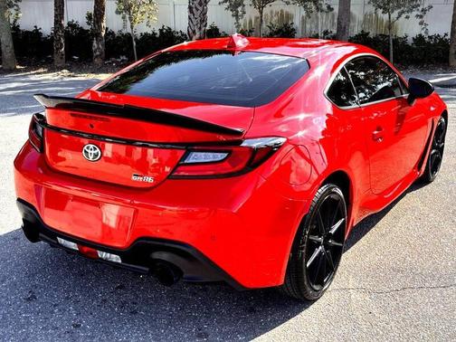 2023 Toyota GR86 Premium