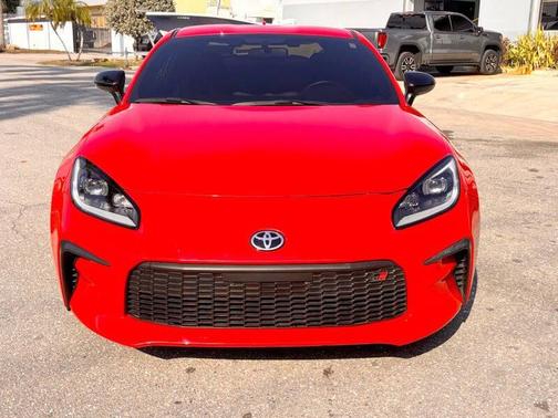 2023 Toyota GR86 Premium