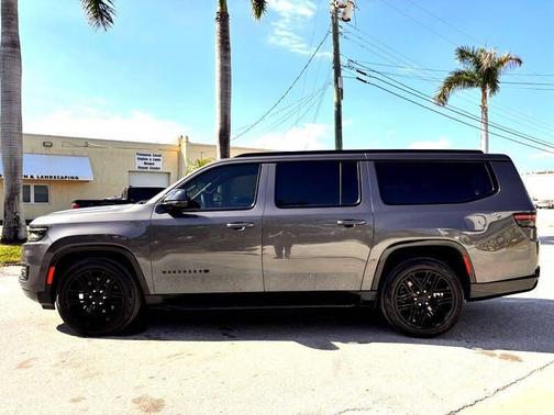 2024 Jeep Wagoneer L Series II Carbide 4x4