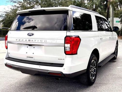 2022 Ford Expedition Max XLT