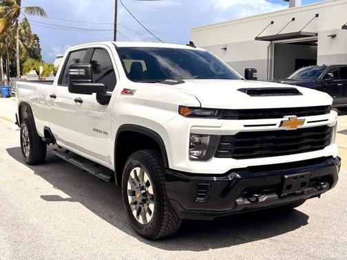 2025 Chevrolet Silverado 2500 Custom