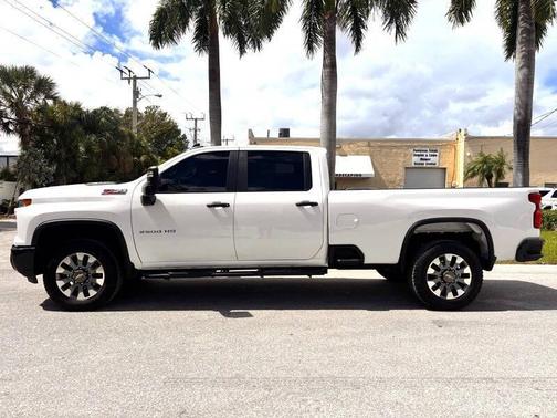 2025 Chevrolet Silverado 2500 Custom