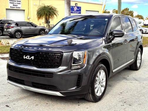 2022 Kia Telluride LX