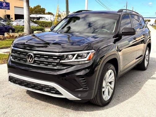 2022 Volkswagen Atlas 3.6L SE w/Technology