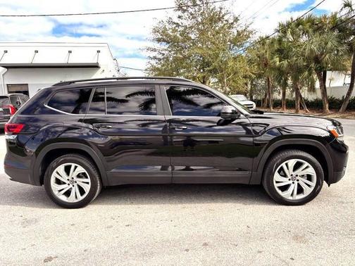 2022 Volkswagen Atlas 3.6L SE w/Technology