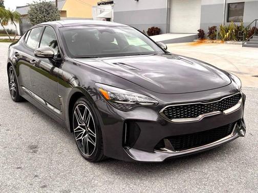 2022 Kia Stinger GT1