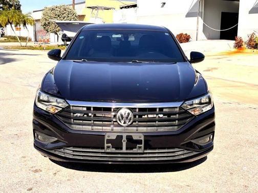 2019 Volkswagen Jetta 1.4T R-Line