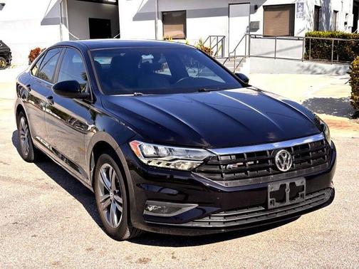 2019 Volkswagen Jetta 1.4T R-Line