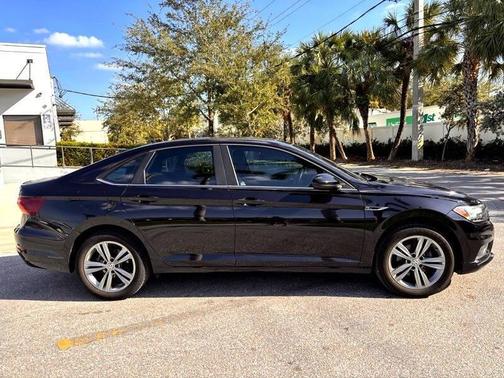 2019 Volkswagen Jetta 1.4T R-Line
