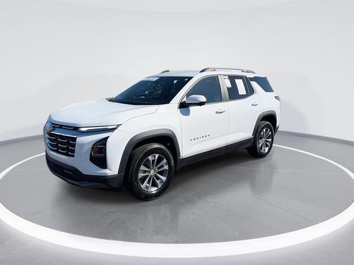 Summit White 2025 Chevrolet Equinox LT
