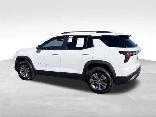 Summit White 2025 Chevrolet Equinox LT