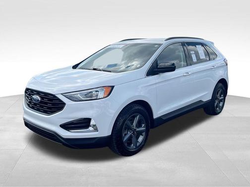 Oxford White 2022 Ford Edge SEL