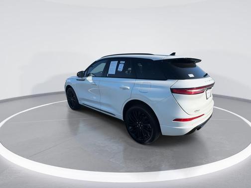 Pristine White 2023 Lincoln Corsair Reserve