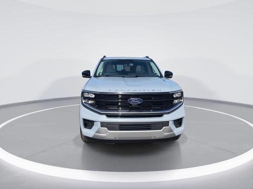 Glacier Gray Metallic 2026 Ford Expedition Platinum