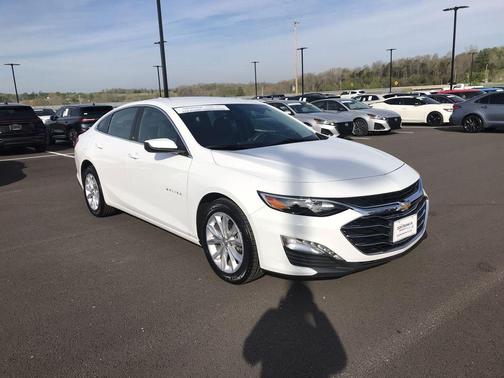 Summit White 2024 Chevrolet Malibu LT