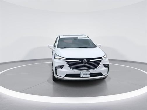 2022 Buick Enclave Essence