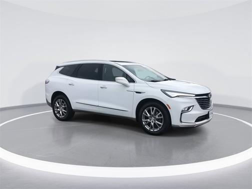 2022 Buick Enclave Essence