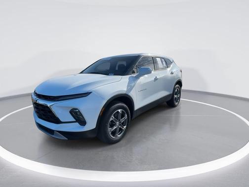 Summit White 2023 Chevrolet Blazer 2LT