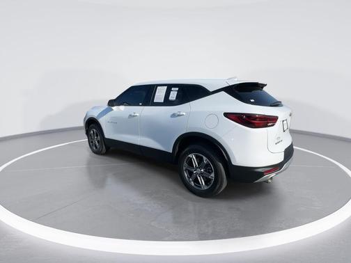 Summit White 2023 Chevrolet Blazer 2LT