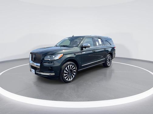 Green Metallic 2022 Lincoln Navigator L Black Label