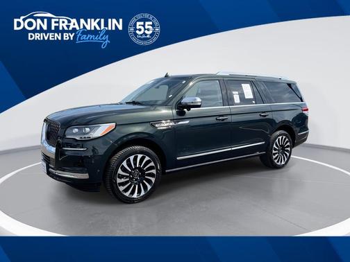 Green Metallic 2022 Lincoln Navigator L Black Label
