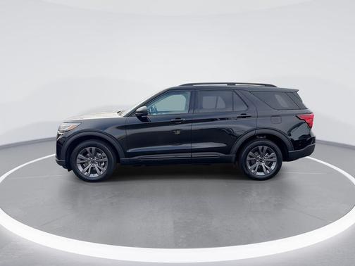 Agate Black Metallic 2026 Ford Explorer Active