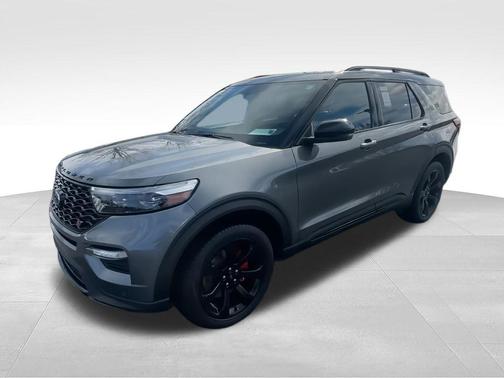 Gray Metallic 2023 Ford Explorer ST