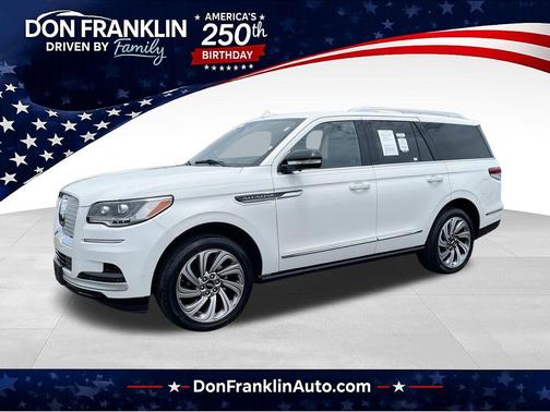 White Metallic 2022 Lincoln Navigator Reserve