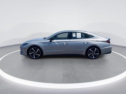 Silver 2023 Hyundai SONATA SEL Plus