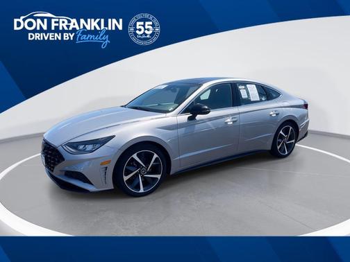 Silver 2023 Hyundai SONATA SEL Plus
