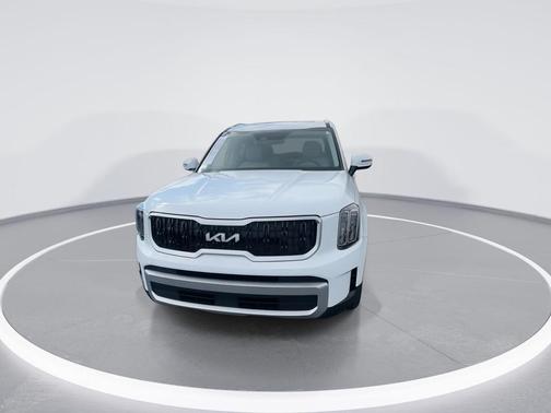 Glacial White Pearl 2024 Kia Telluride EX