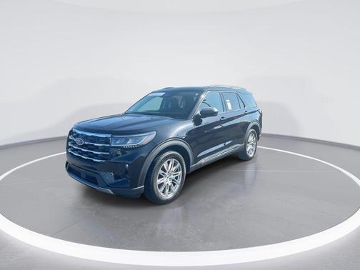 Agate Black Metallic 2025 Ford Explorer Active