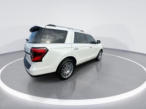 White 2023 Ford Expedition Limited