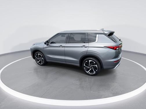 Gray 2022 Mitsubishi Outlander SEL
