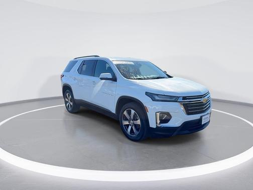 Summit White 2023 Chevrolet Traverse LT Leather