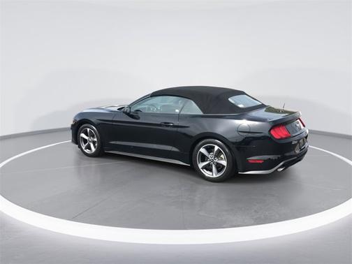 2020 Ford Mustang EcoBoost