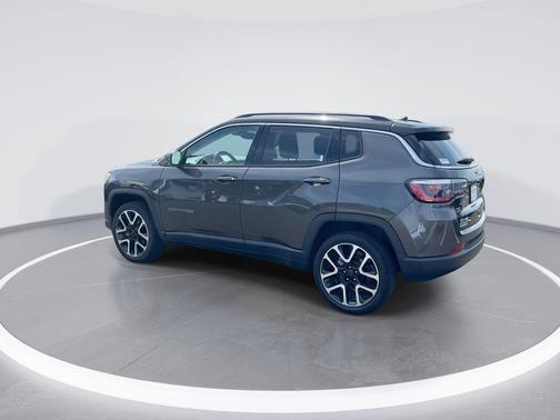 Granite Crystal Clearcoat Metallic 2021 Jeep Compass Limited