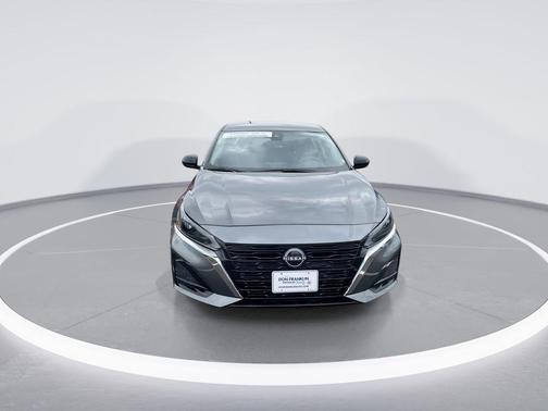 Gun Metallic 2025 Nissan Altima SV