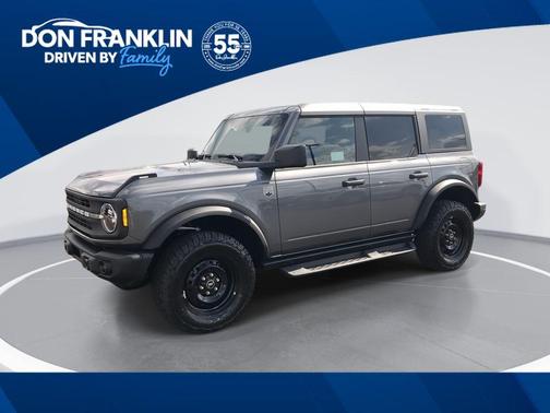 Carbonized Gray Metallic 2026 Ford Bronco Big Bend