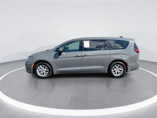 Ceramic Gray Clearcoat 2023 Chrysler Pacifica Touring-L