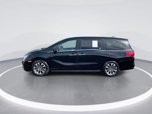 Crystal Black Pearl 2022 Honda Odyssey EX-L