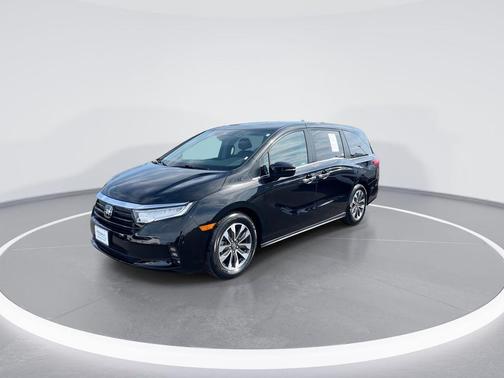 Crystal Black Pearl 2022 Honda Odyssey EX-L